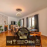 VILLE ET VOLCANS - Grand gite proche centre-ville pour 24 personnes