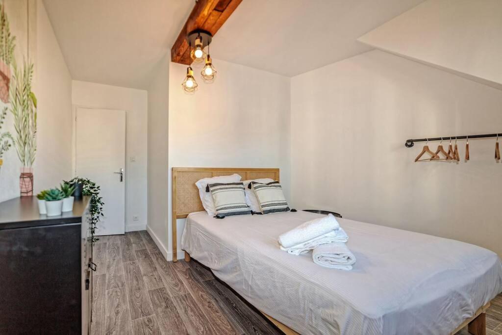 Hébergement de vacances Et Volcans - Grand Proche Centre-ville Pour 24 Personnes