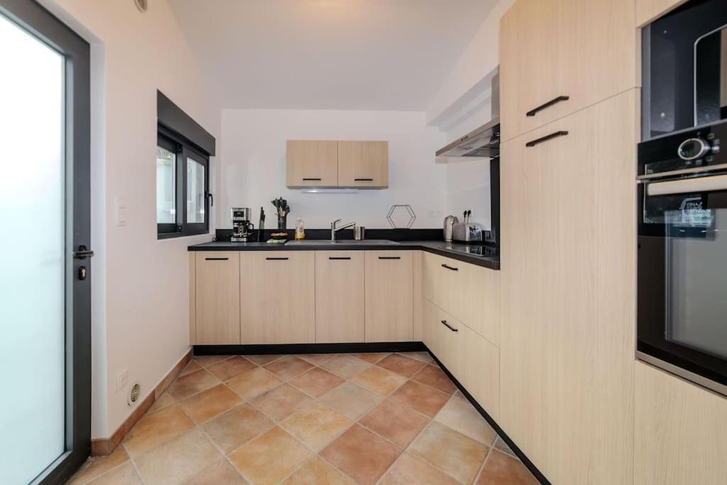 Et Volcans - Grand Proche Centre-ville Pour 24 Personnes Holiday home *