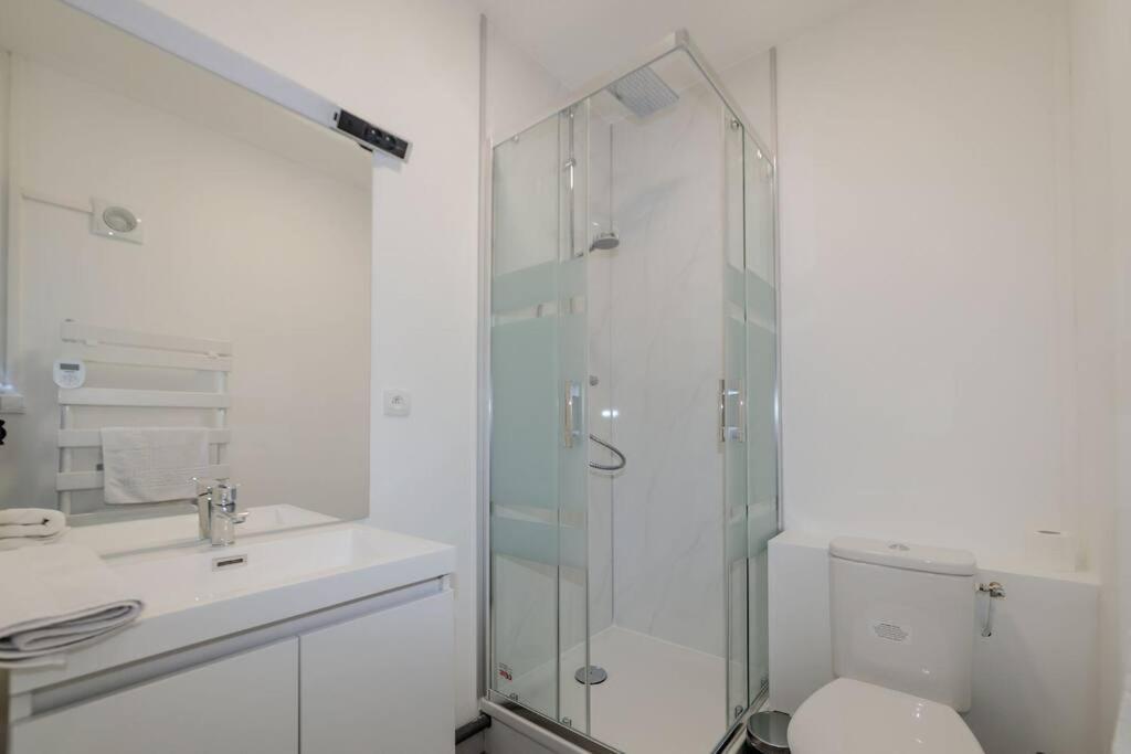 Et Volcans - Grand Proche Centre-ville Pour 24 Personnes * Clermont-Ferrand