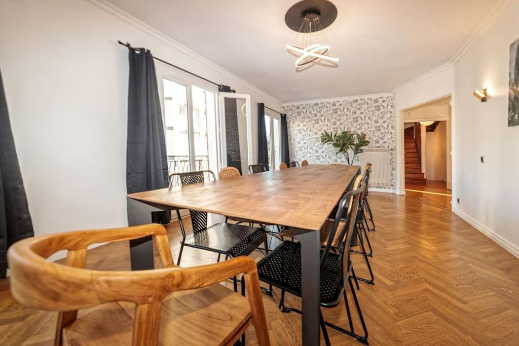 Et Volcans - Grand Proche Centre-ville Pour 24 Personnes Holiday home