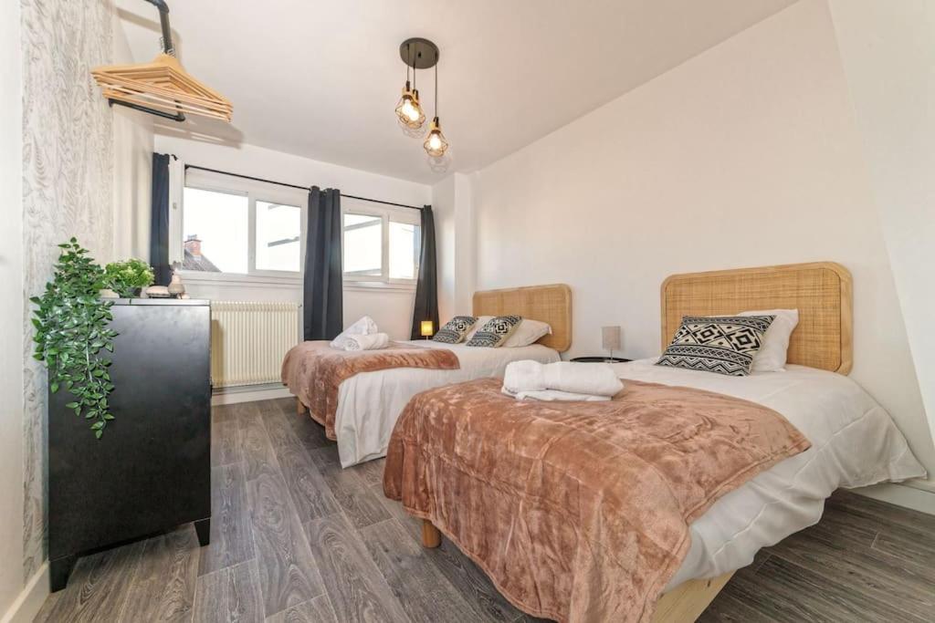 Holiday home Et Volcans - Grand Proche Centre-ville Pour 24 Personnes *