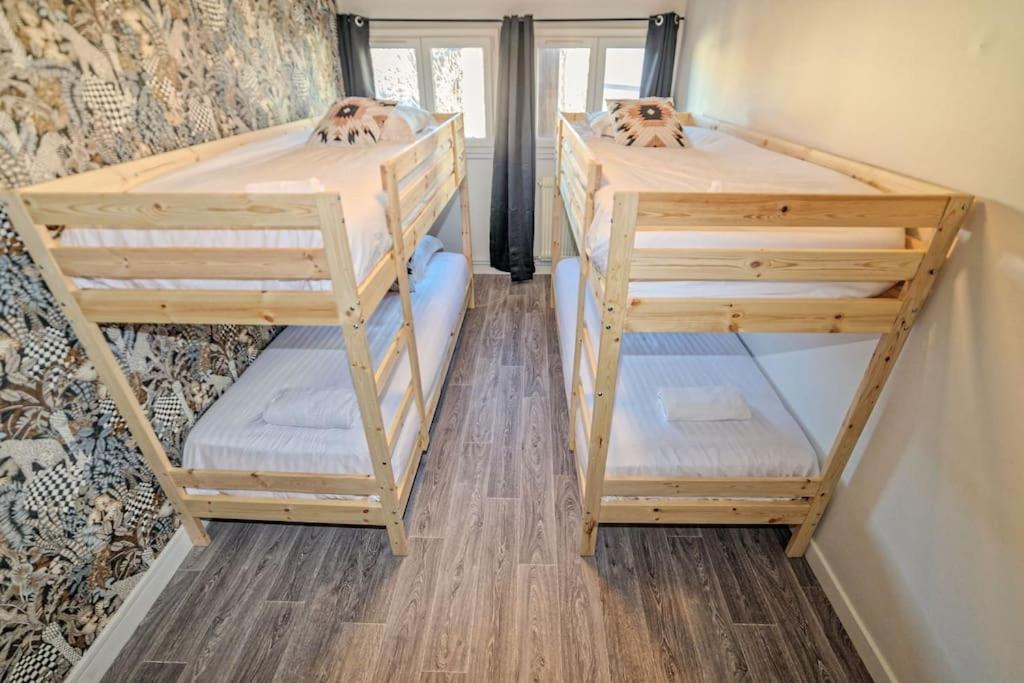 Holiday home Et Volcans - Grand Proche Centre-ville Pour 24 Personnes Clermont-Ferrand